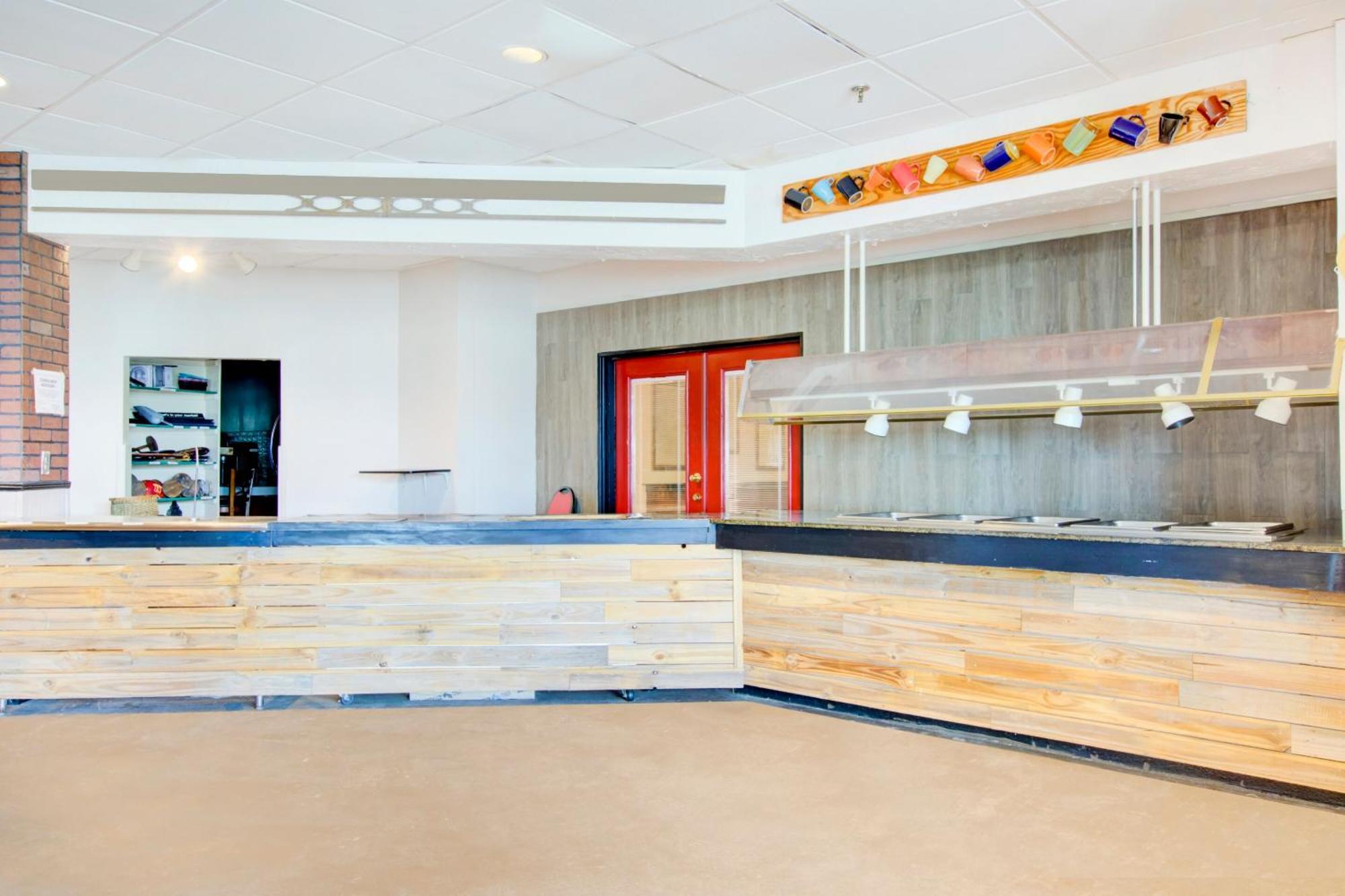 Oyo Hotel Dundee By Crystal Lake ภายนอก รูปภาพ
