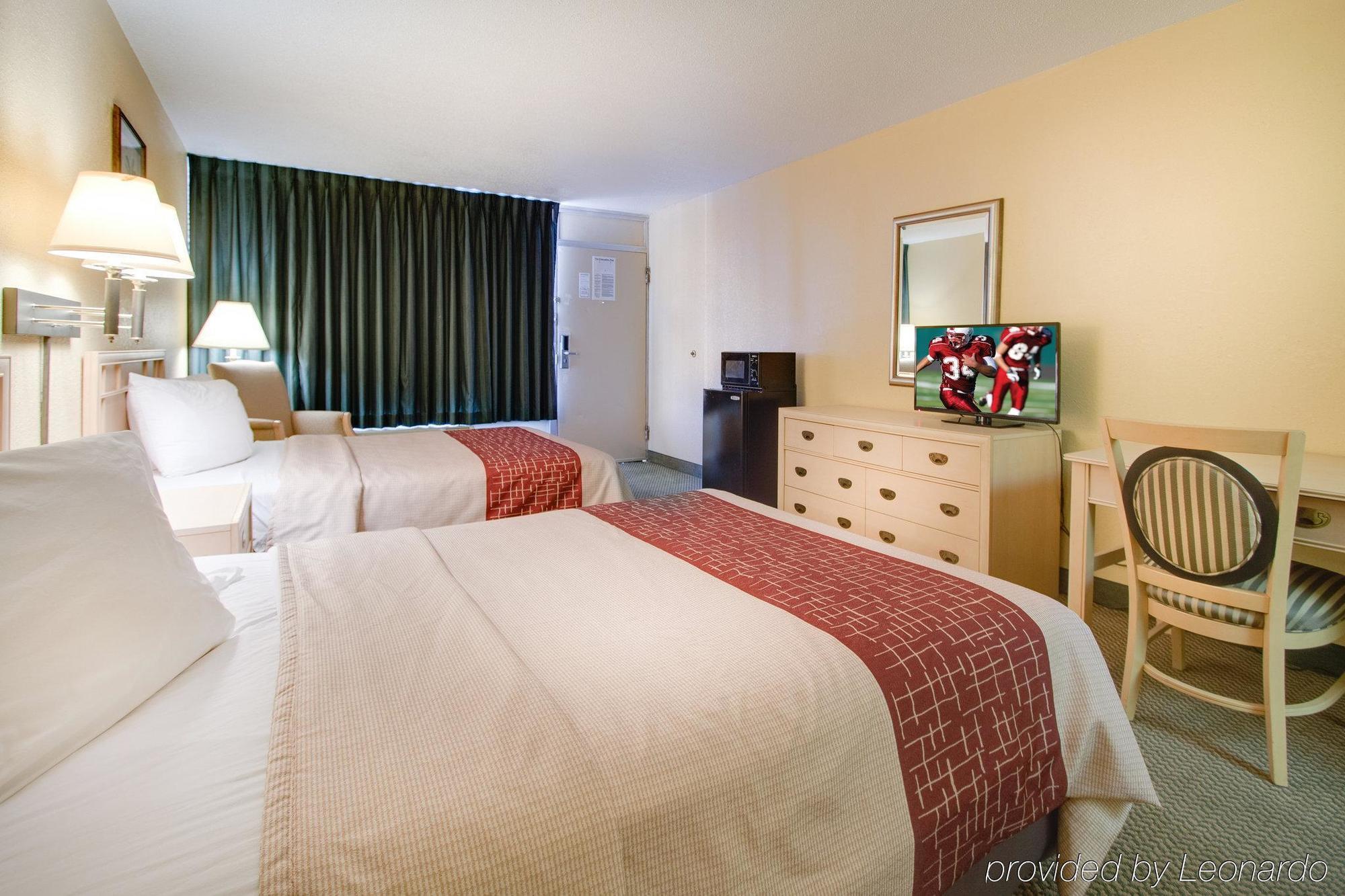 Oyo Hotel Dundee By Crystal Lake ภายนอก รูปภาพ