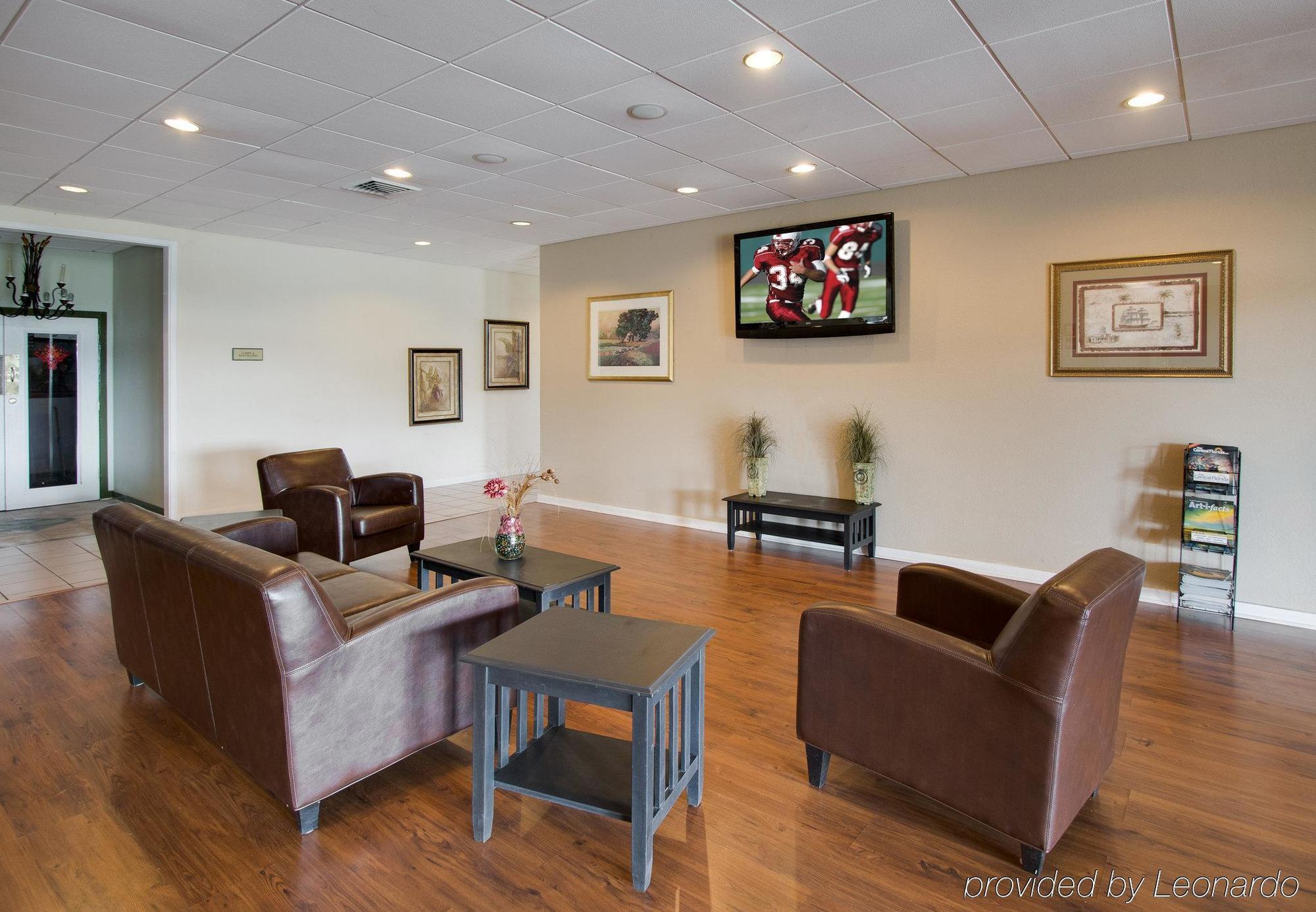 Oyo Hotel Dundee By Crystal Lake ภายนอก รูปภาพ